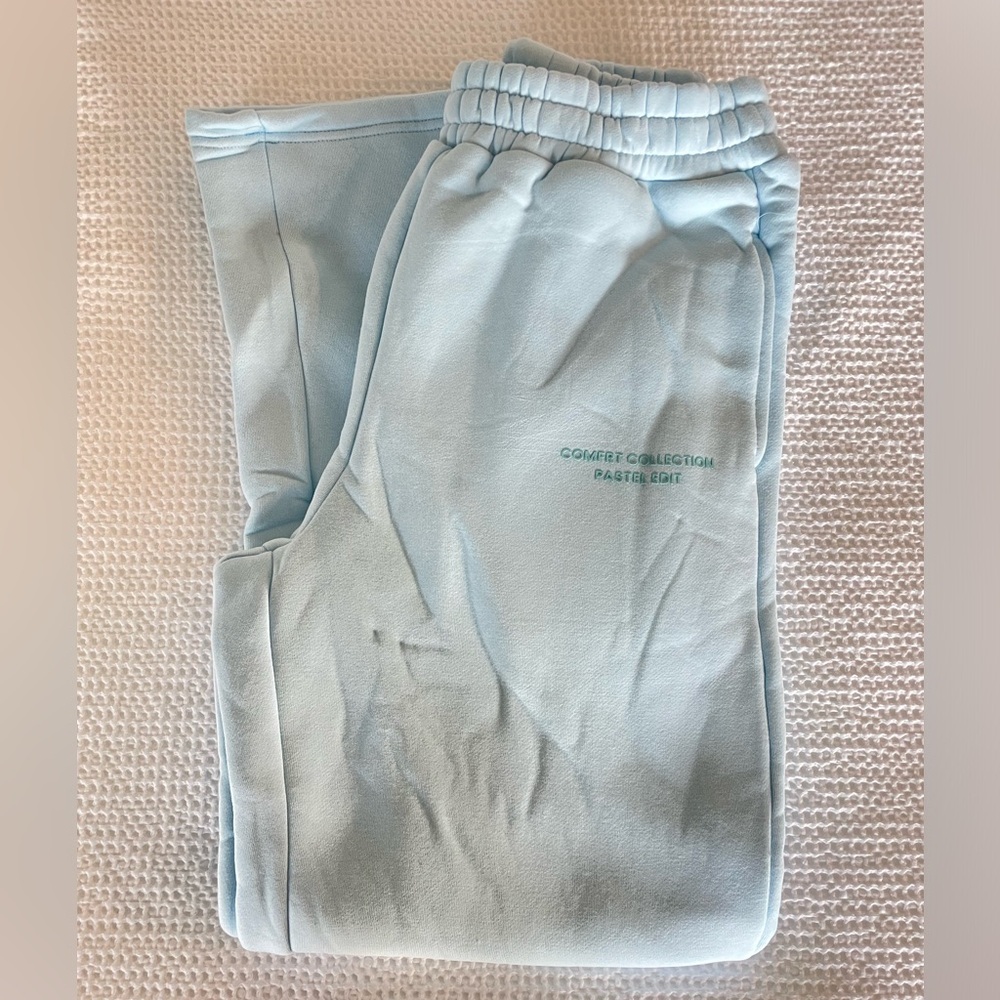 Comfrt Baby Blue Pastel Straight Leg Sweatpants - S - Picture 9 of 10